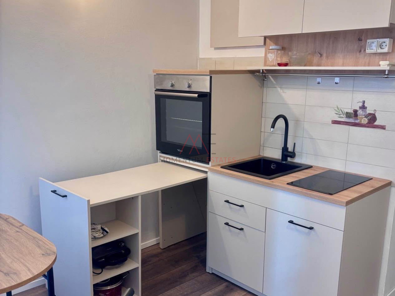 Brajda&comma; 1s&plus;db novoadaptiran