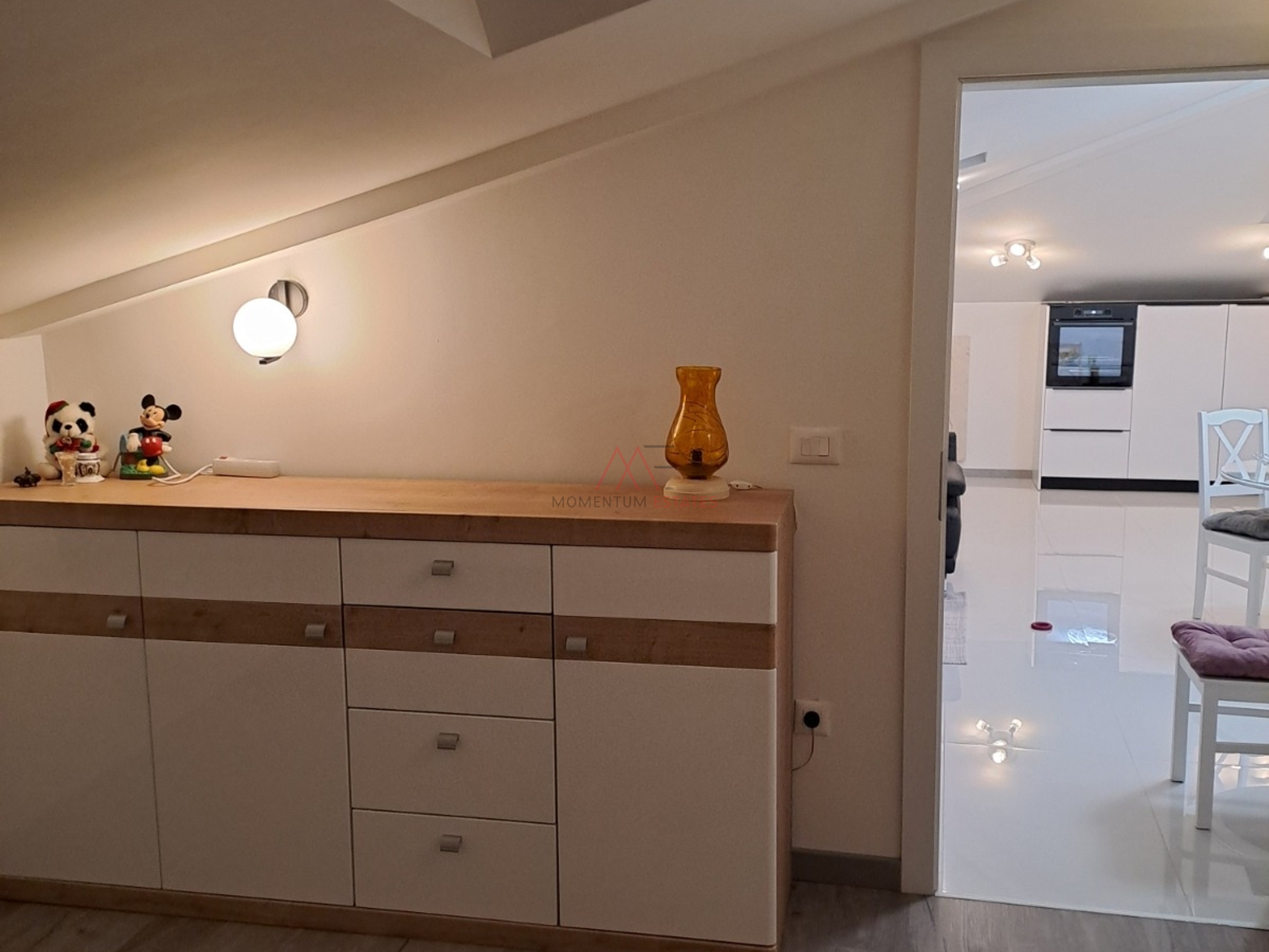 Appartamento, 95 m2, Affitto, Labin