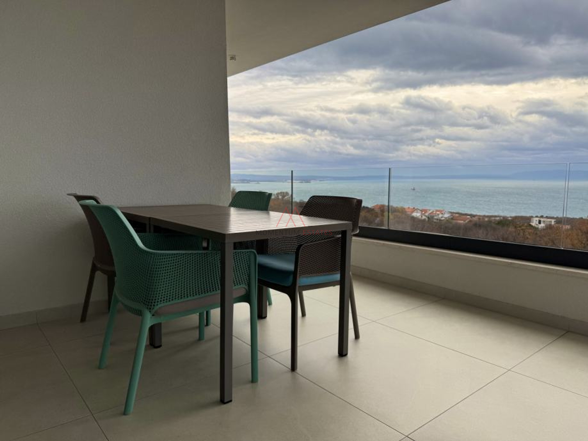 Appartamento, 145 m2, Affitto, Kostrena