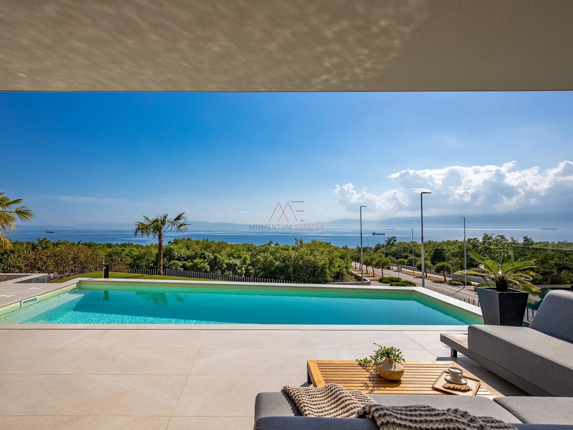 Stanovanje&comma; 134 m2&comma; Najem&comma; Kostrena