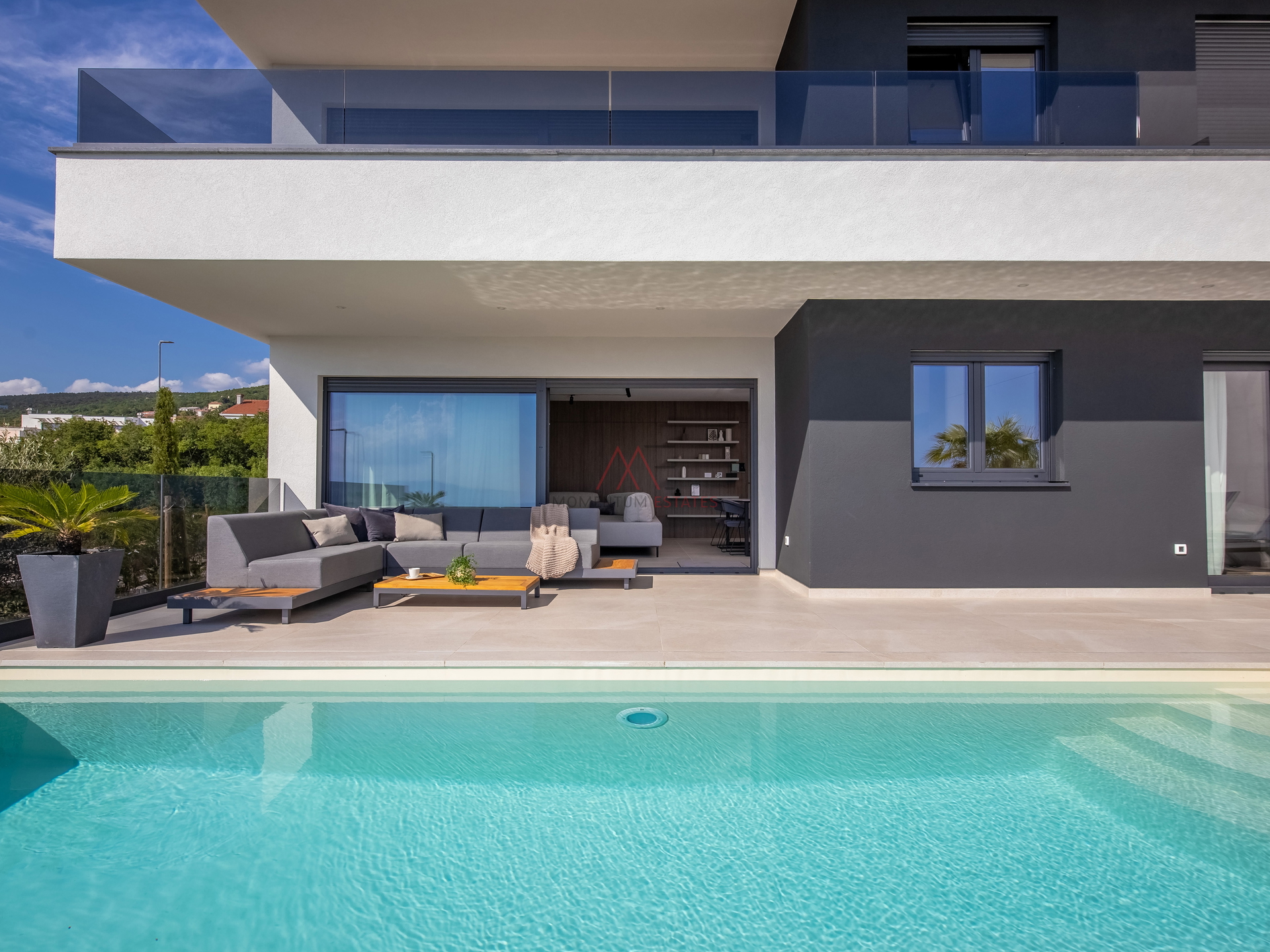 Stanovanje&comma; 134 m2&comma; Najem&comma; Kostrena