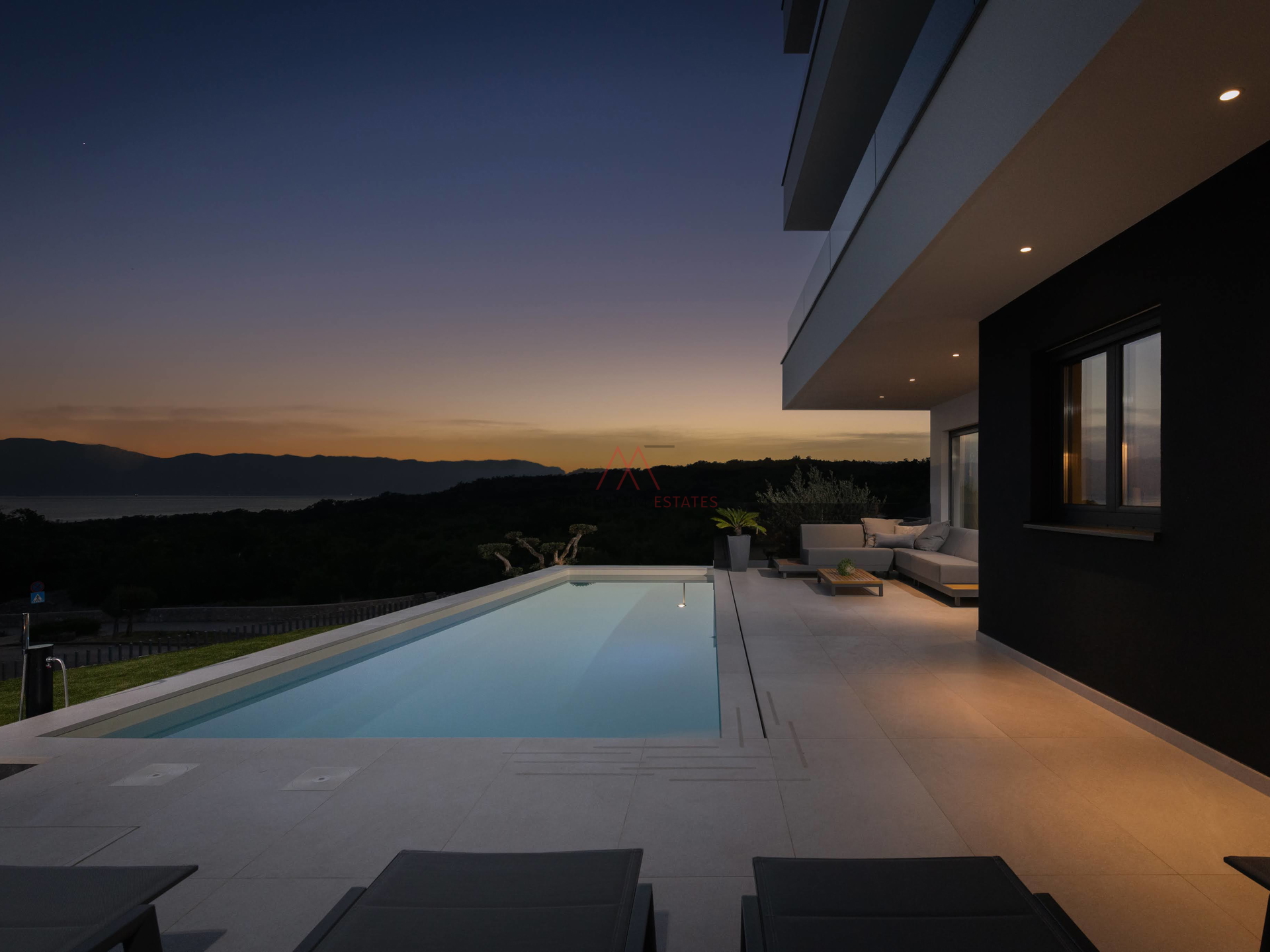 Stanovanje&comma; 134 m2&comma; Najem&comma; Kostrena