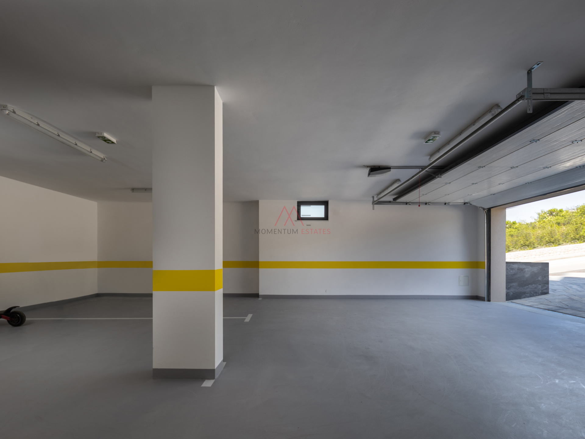 Stanovanje&comma; 134 m2&comma; Najem&comma; Kostrena