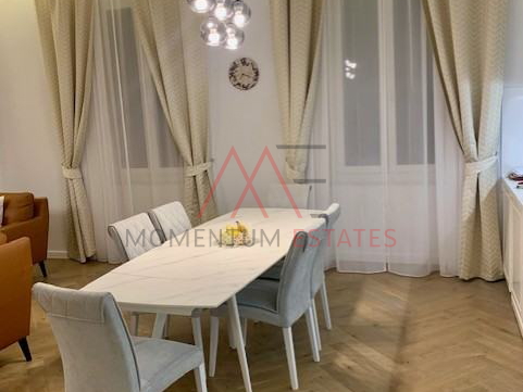 Centar, komforni 1s+db, moderno novo uređen