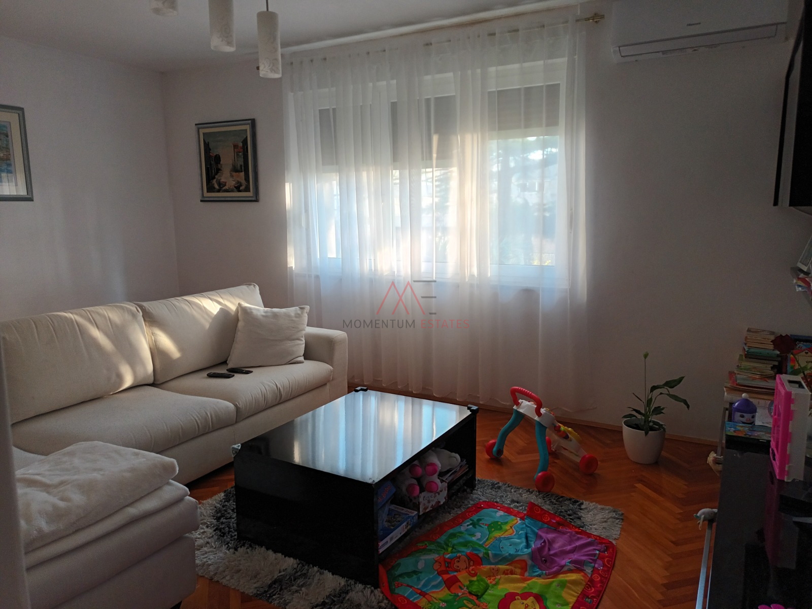 Pe&cacute;ine&comma; 2sobni klasi&ccaron;ni