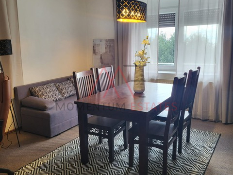 Ku&cacute;a u Voloskom za najam