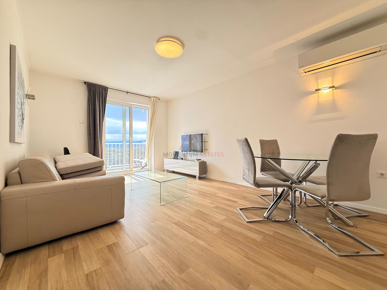 &Scaron;kurinje&comma; 2s&plus;db novo ure&dstrok;eni