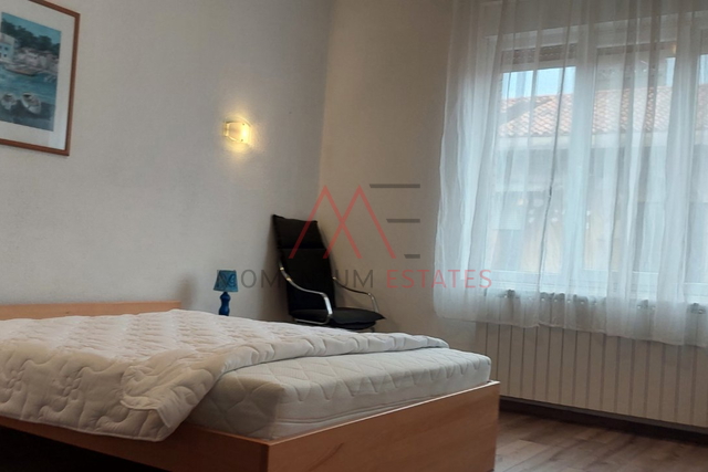 Rijeka centar, 3sobni stan dugoročno