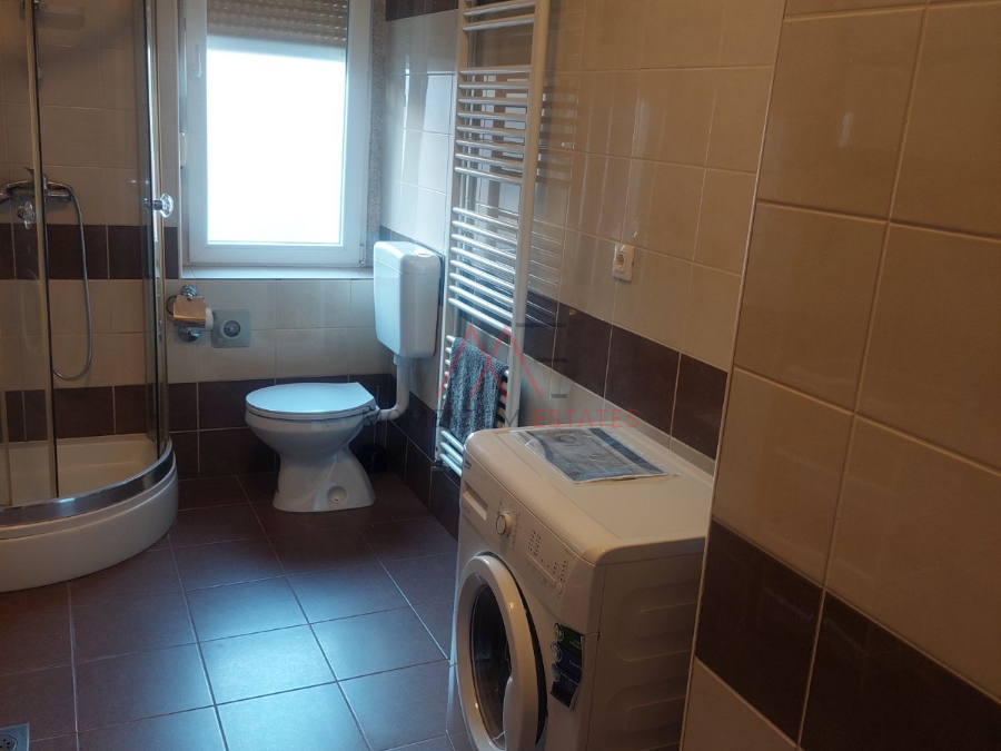 Rijeka centar&comma; 3sobni stan dugoro&ccaron;no