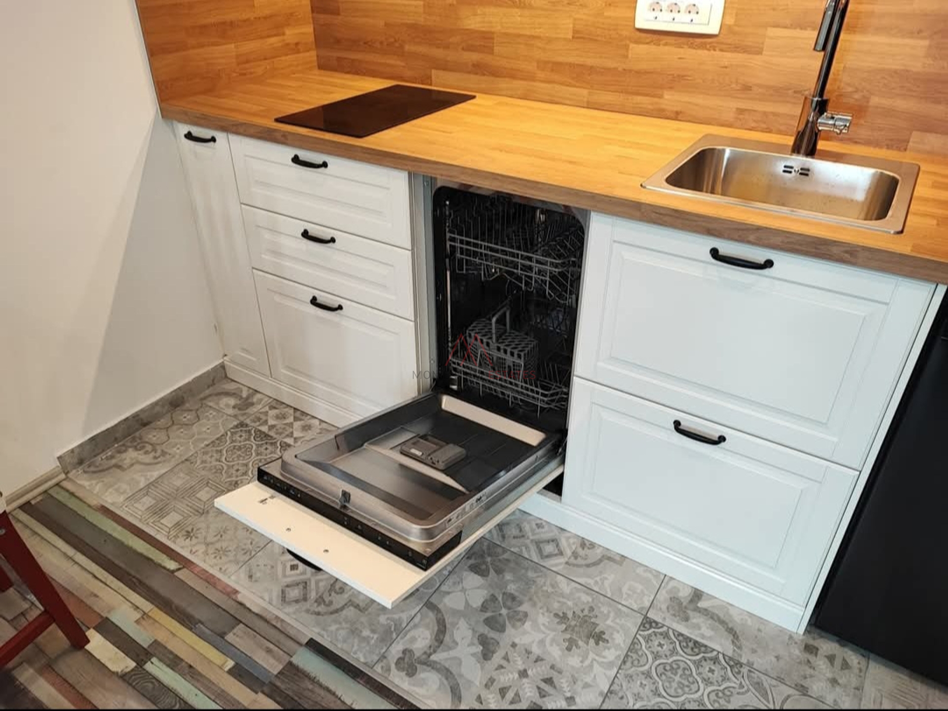 Wohnung, 50 m2, Vermietung, Rijeka - Srdoči