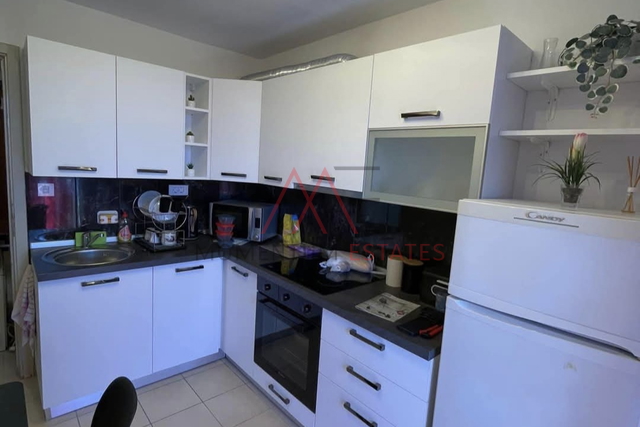 Turnić, renovirani stančić za dugoročni najam