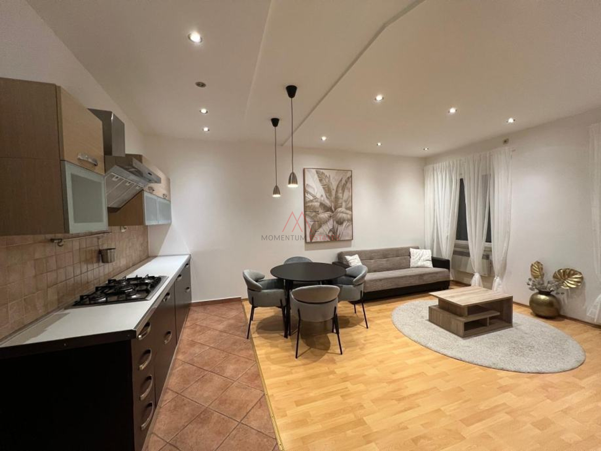 Appartamento, 47 m2, Affitto, Rijeka - Centar