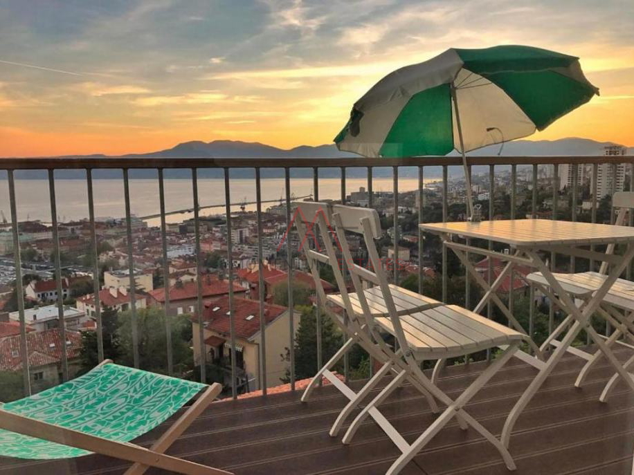 Trsat,lijepi stan s pogledom