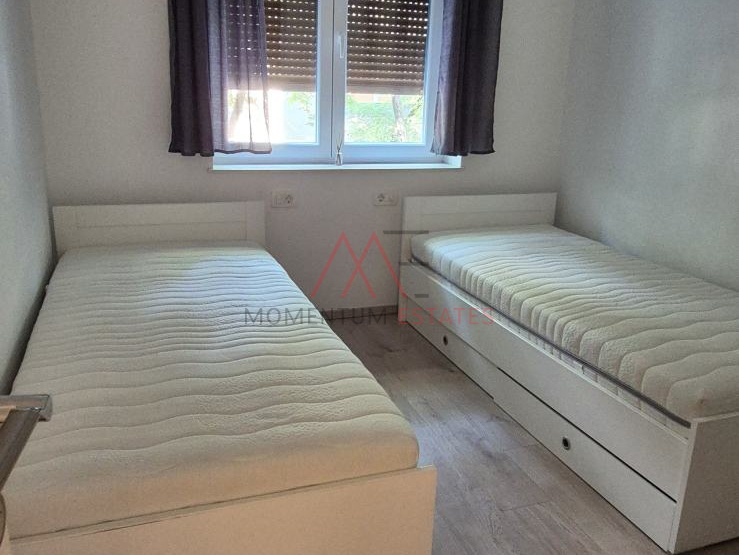 Vojak&comma; 3sobni klasi&ccaron;ni&comma; dugoro&ccaron;no