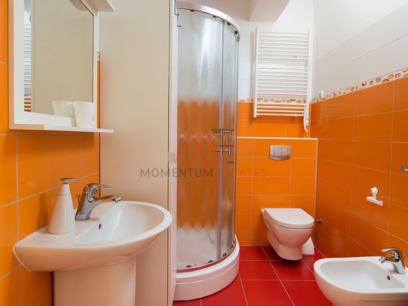 Rijeka centar&comma; 2s&plus;db dugoro&ccaron;an najam