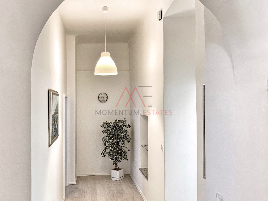 Rijeka centar&comma; sun&ccaron;ani novoure&dstrok;eni 2s&plus;db dugoro&ccaron;no