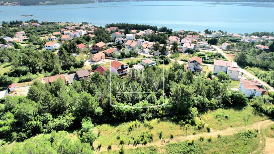 Land, 1390 m2, For Sale, Novigrad - Pridraga