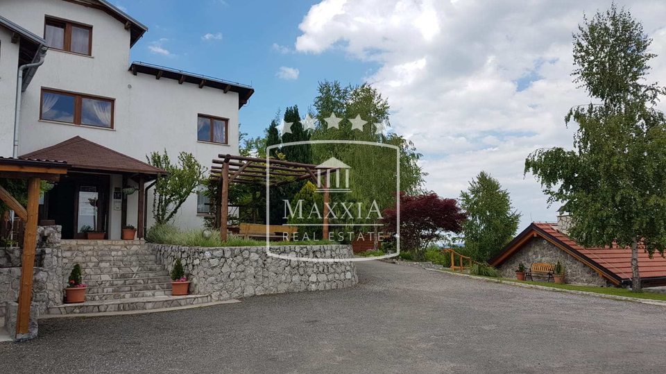 Hotel, 820 m2, Prodej, Rakovica