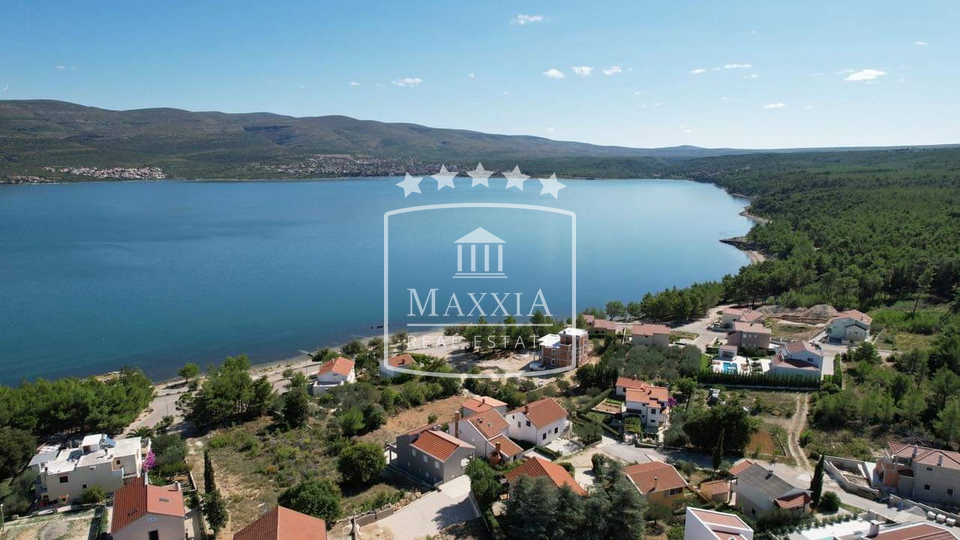 Land, 571 m2, For Sale, Novigrad - Pridraga