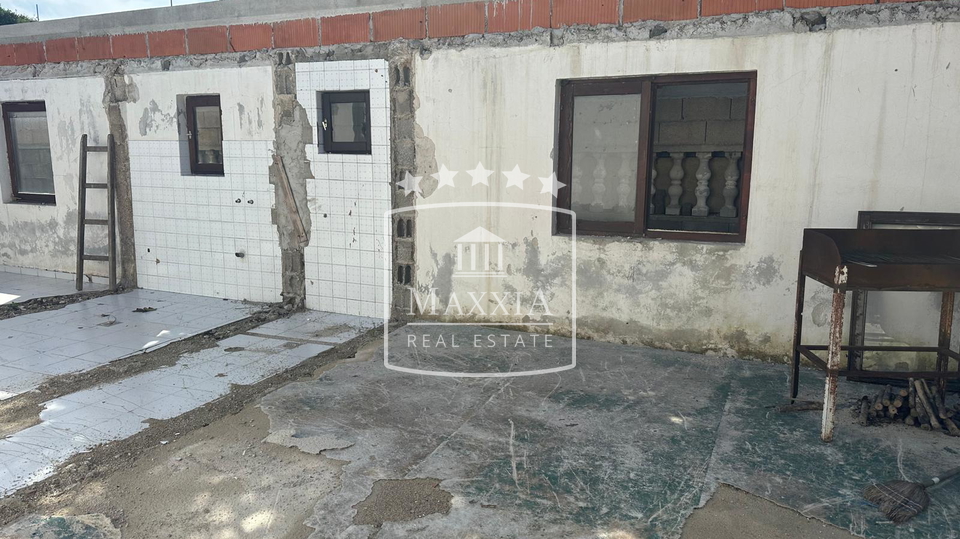 Commercial Property, 70 m2, For Sale, Galovac