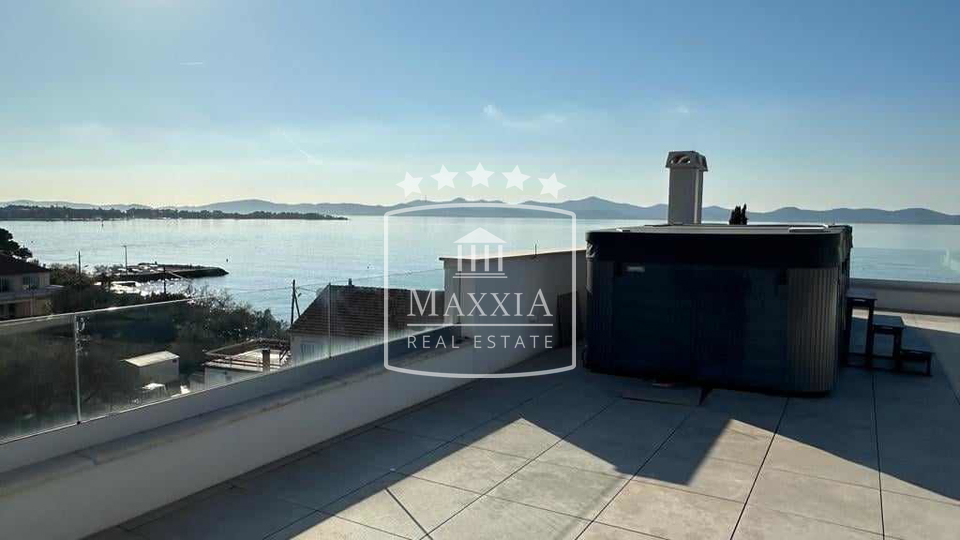 Diklo - penthouse roof terrace sauna jacuzzi! €650000