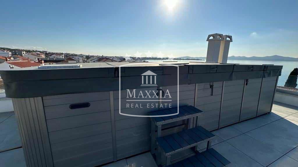 Diklo - penthouse roof terrace sauna jacuzzi! €650000