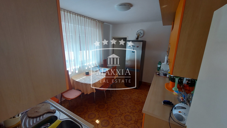 House, 319 m2, For Sale, Privlaka