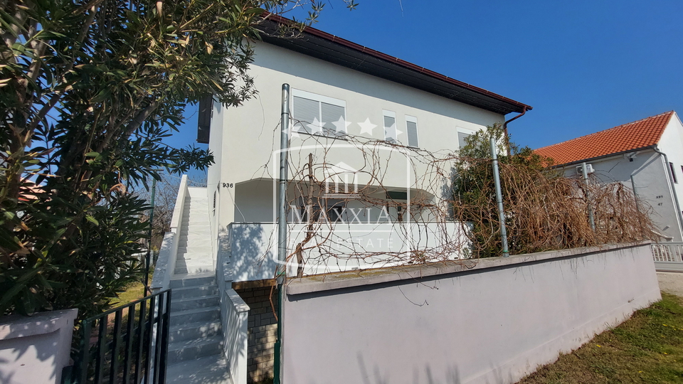 House, 319 m2, For Sale, Privlaka