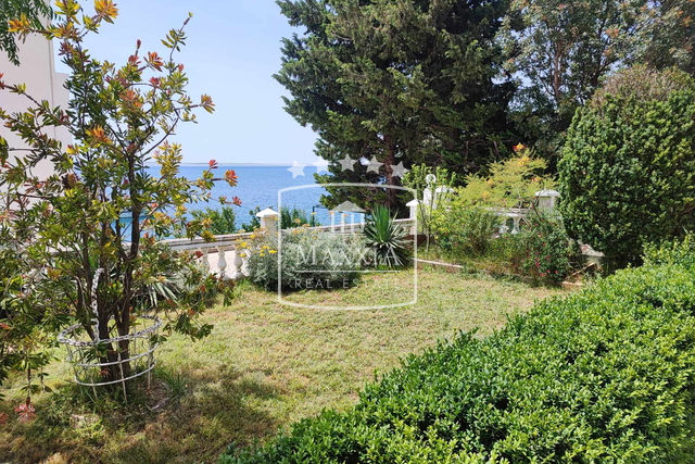 Casa, 445 m2, Vendita, Starigrad