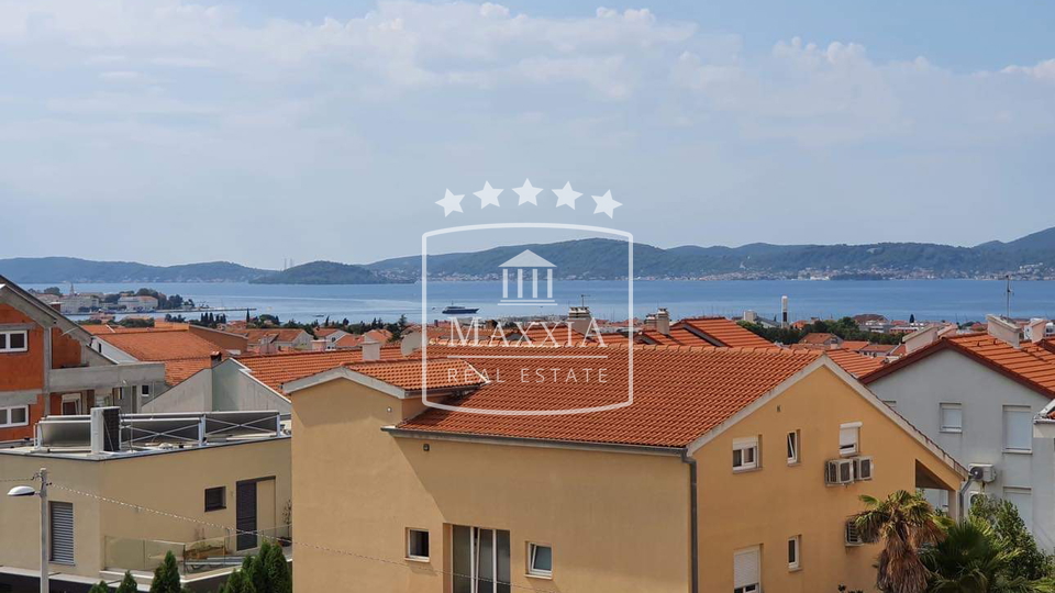 Haus, 404 m2, Verkauf, Zadar - Diklo