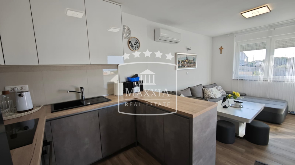 Appartamento, 125 m2, Vendita, Povljana