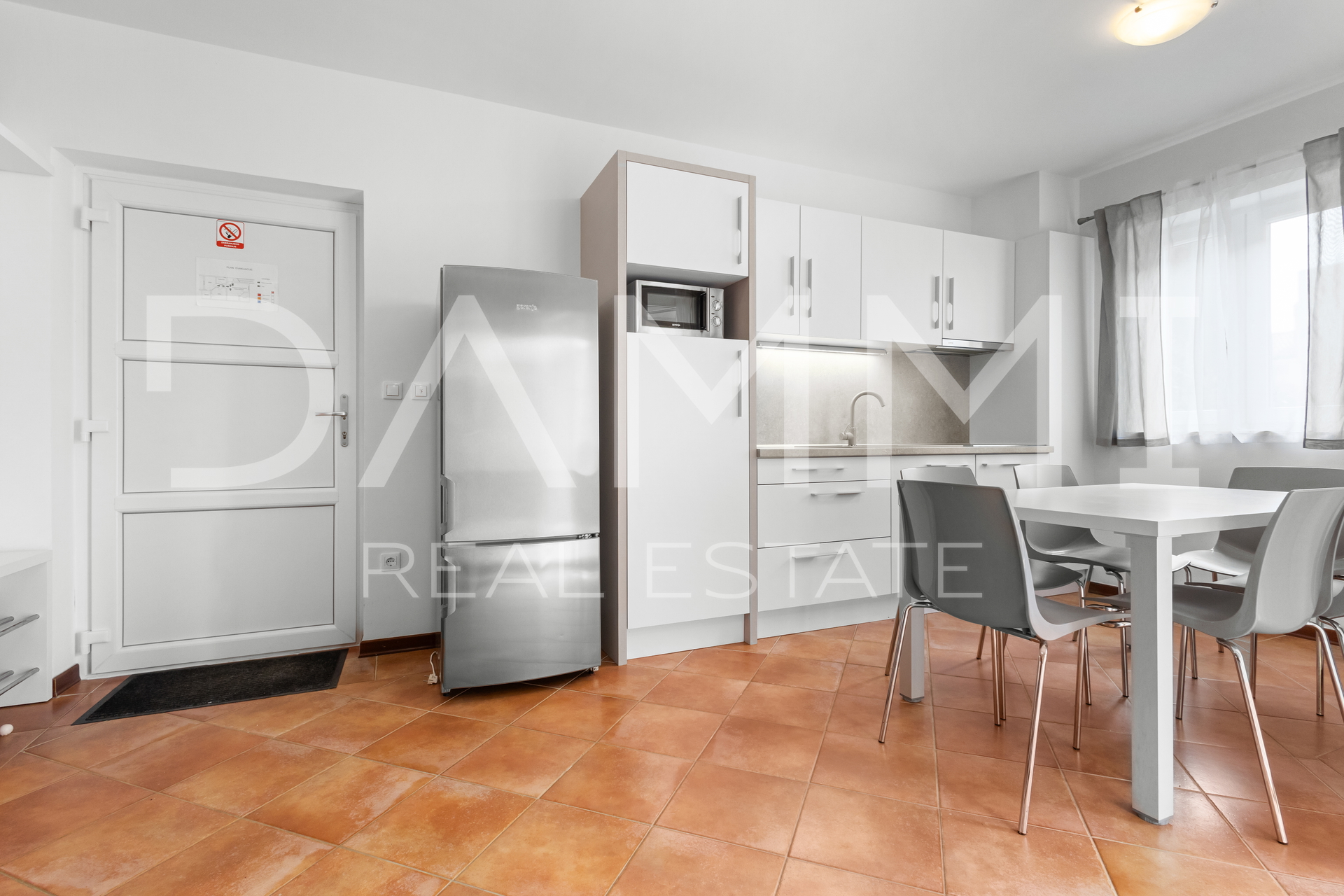 Istra&comma; Medulin&comma; dvosoban stan 150m od pla&zcaron;e