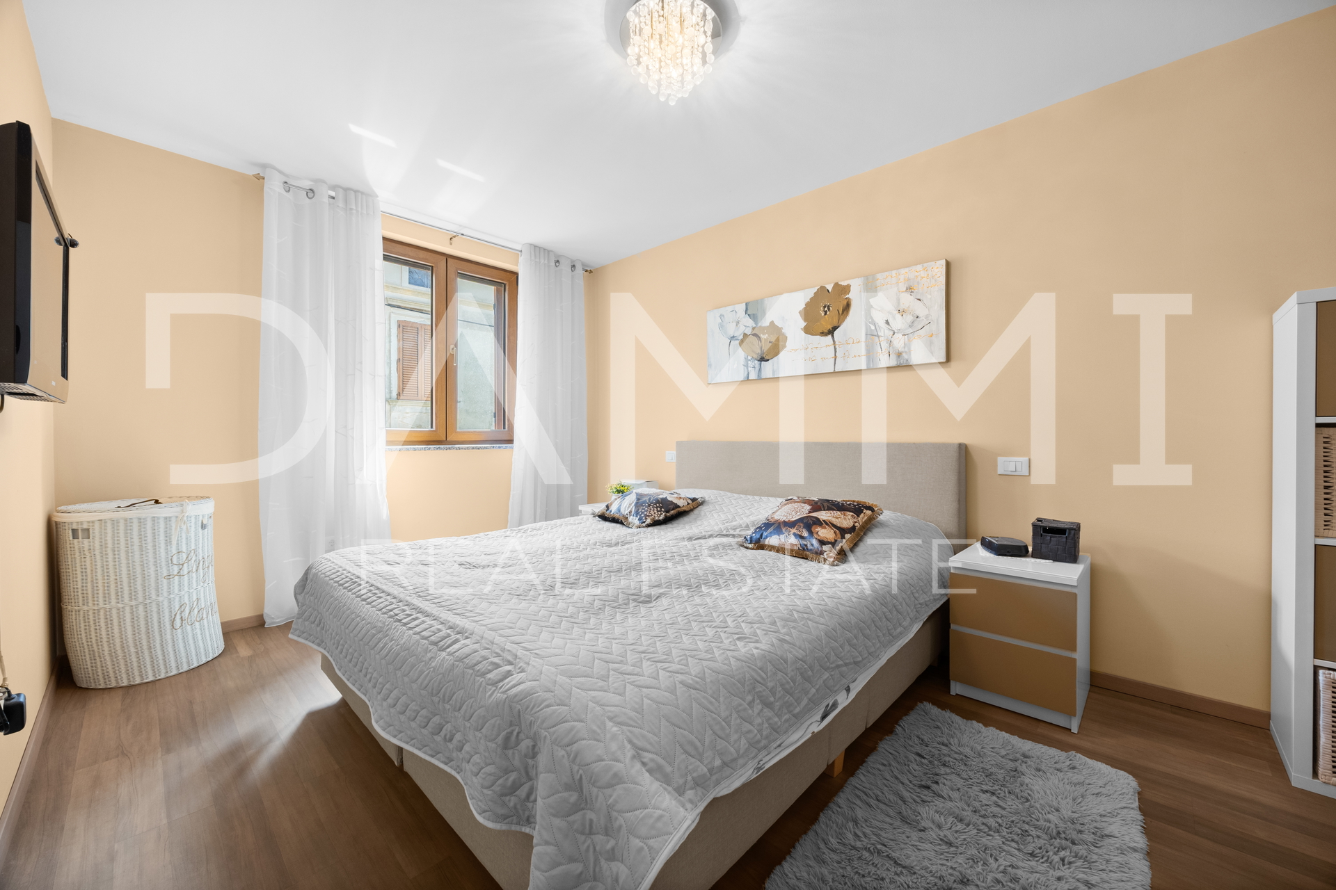 ISTRA&comma; PULA - House with 3 apartments in the city center near the Arena