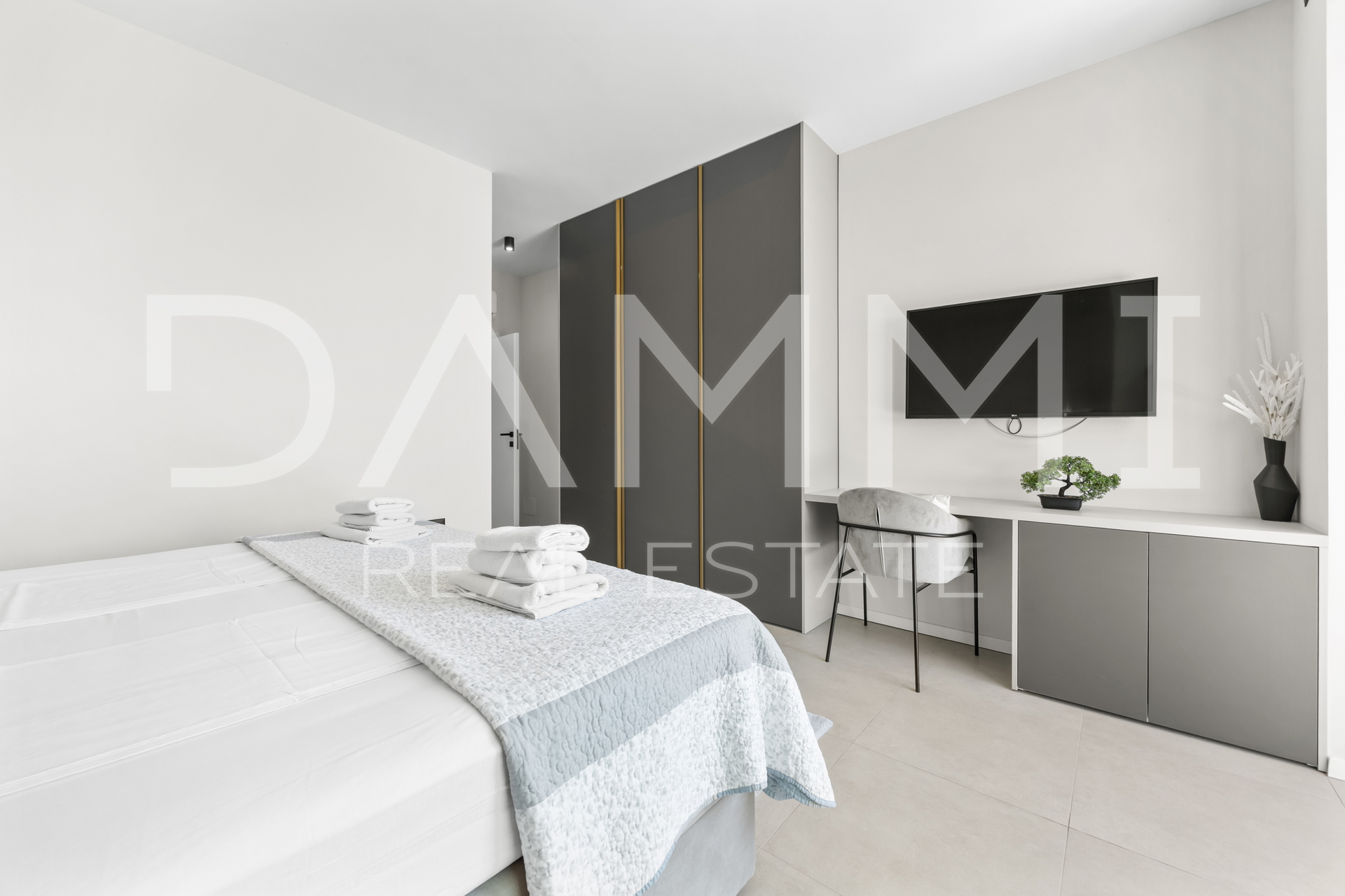 ISTRA&comma; BALE - Moderna vila s pogledom na more