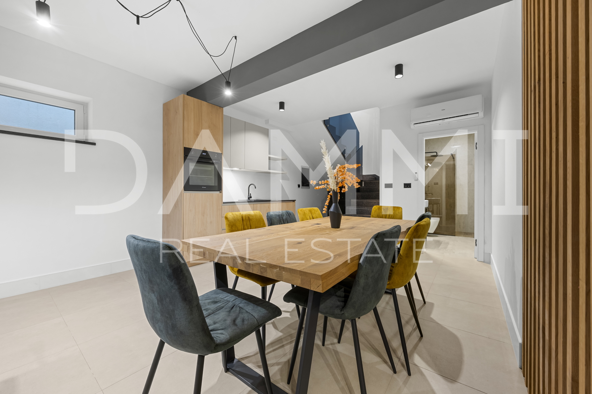 ISTRA&comma; BALE - Moderna vila s pogledom na more