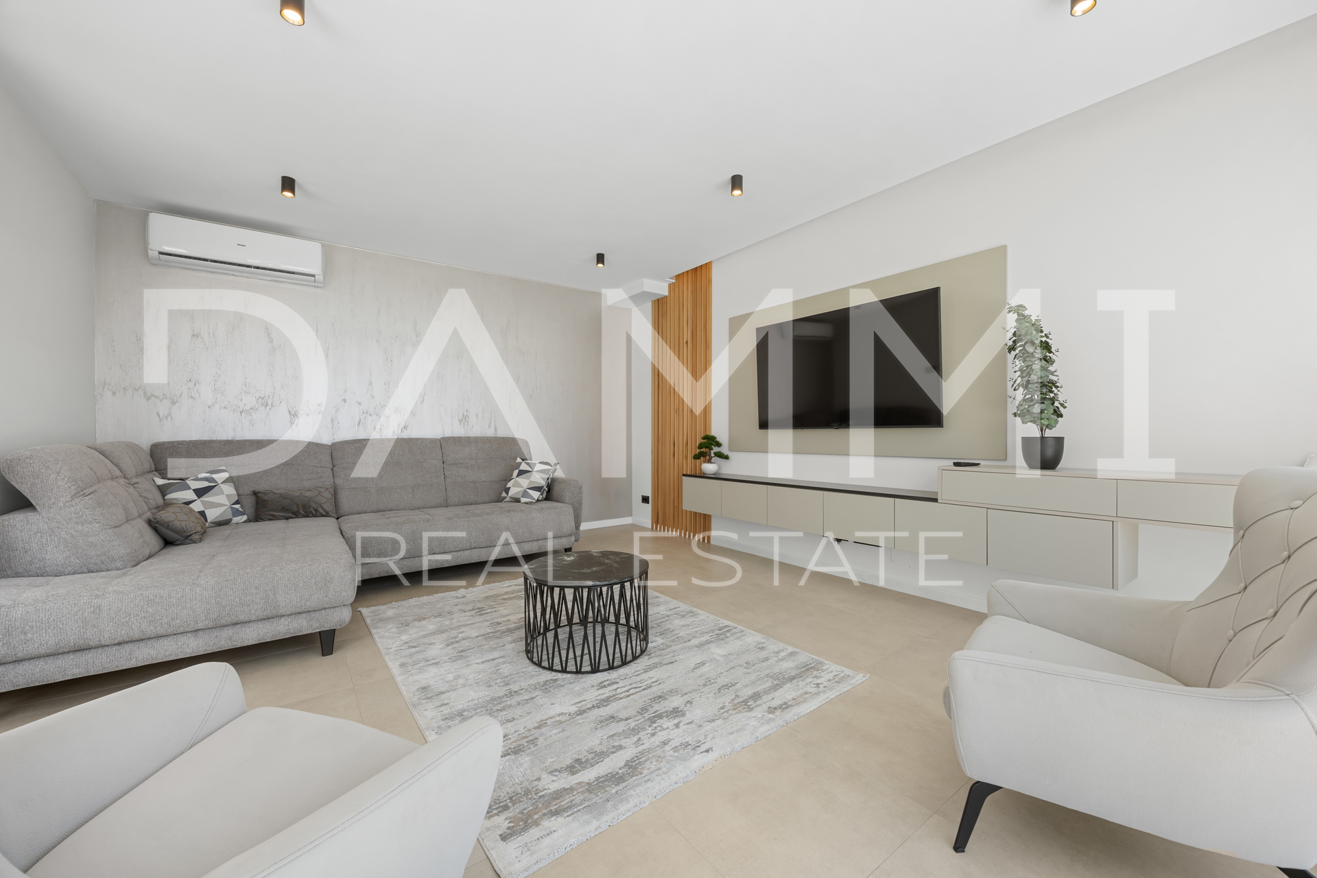 ISTRA&comma; BALE - Moderna vila s pogledom na more