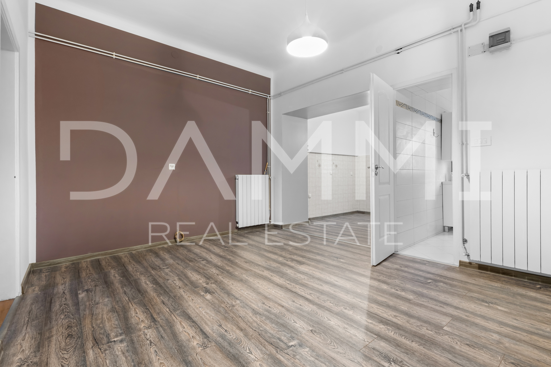 Istra&comma; Pula&comma; stan u centru 2 ss&plus;db&comma; uredna dokumentacija