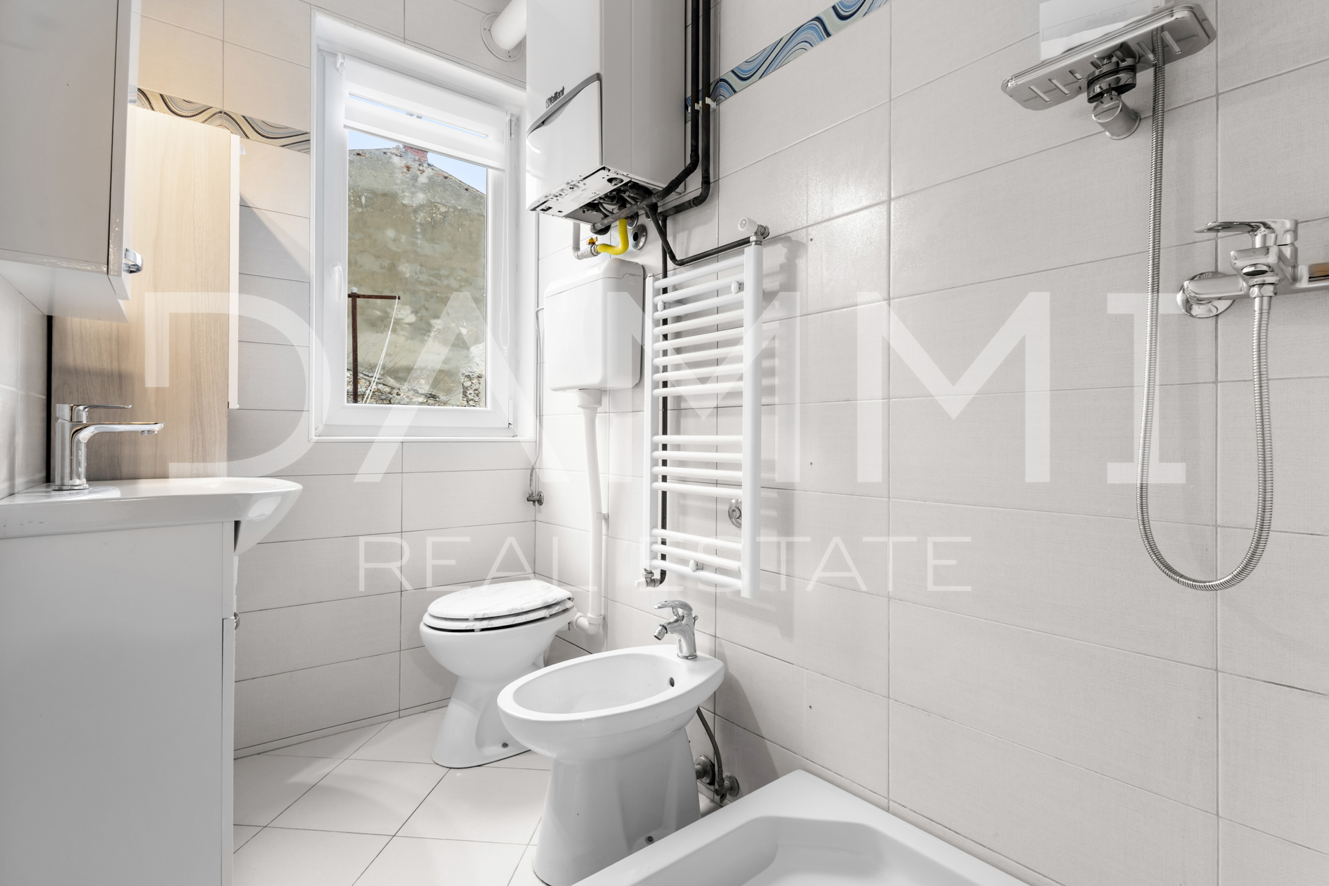 Istra&comma; Pula&comma; stan u centru 2 ss&plus;db&comma; uredna dokumentacija