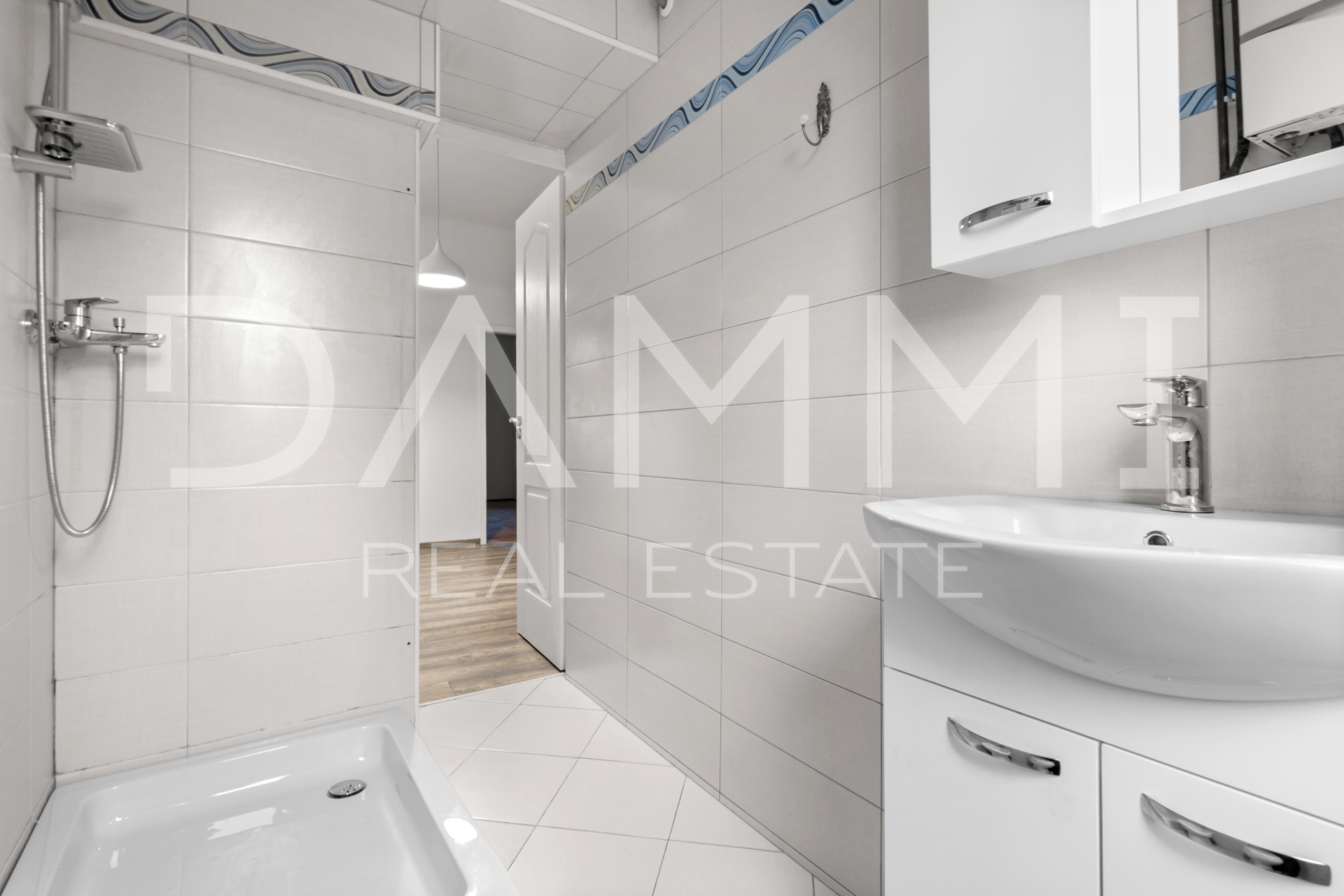 Istra&comma; Pula&comma; stan u centru 2 ss&plus;db&comma; uredna dokumentacija