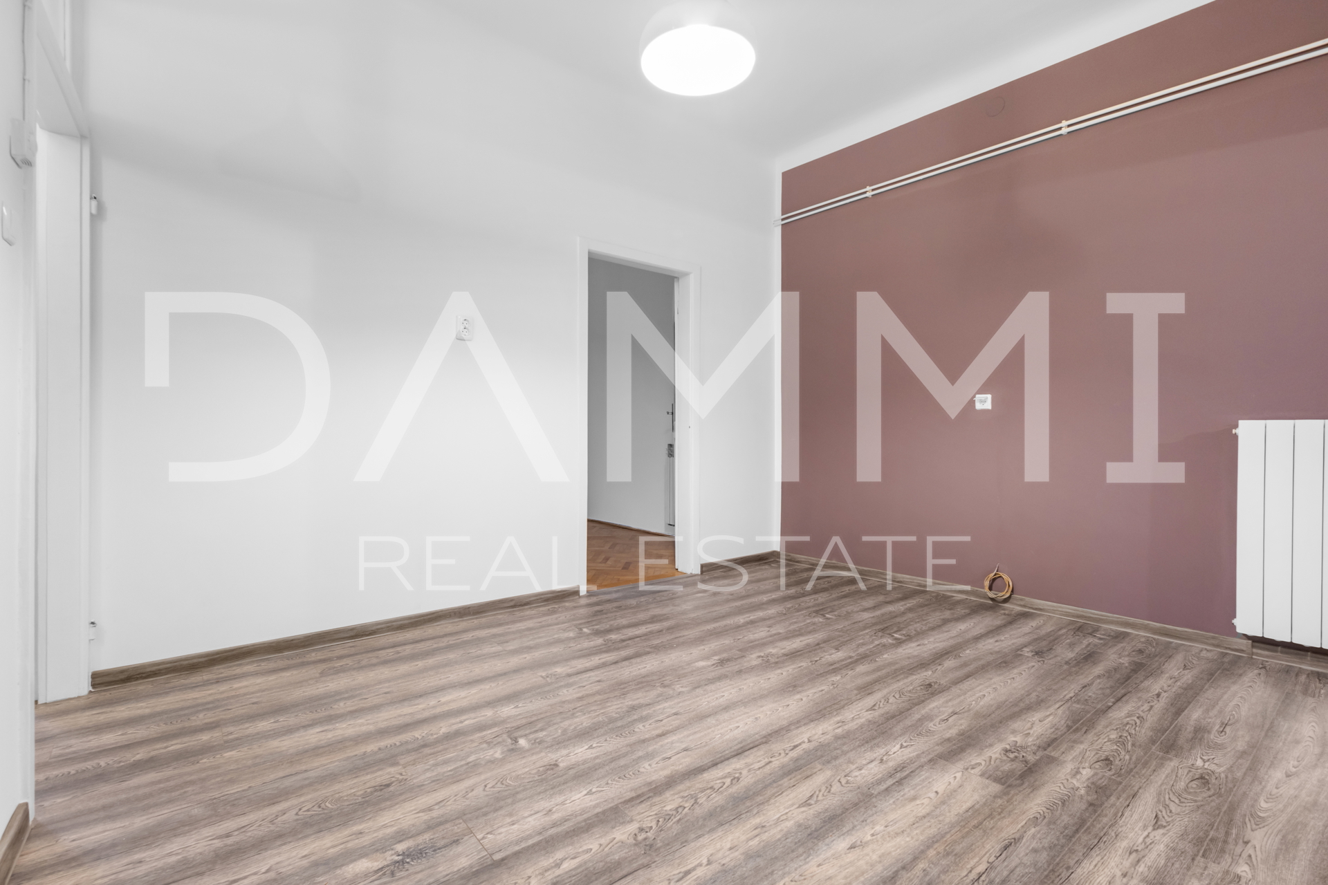 Istra&comma; Pula&comma; stan u centru 2 ss&plus;db&comma; uredna dokumentacija