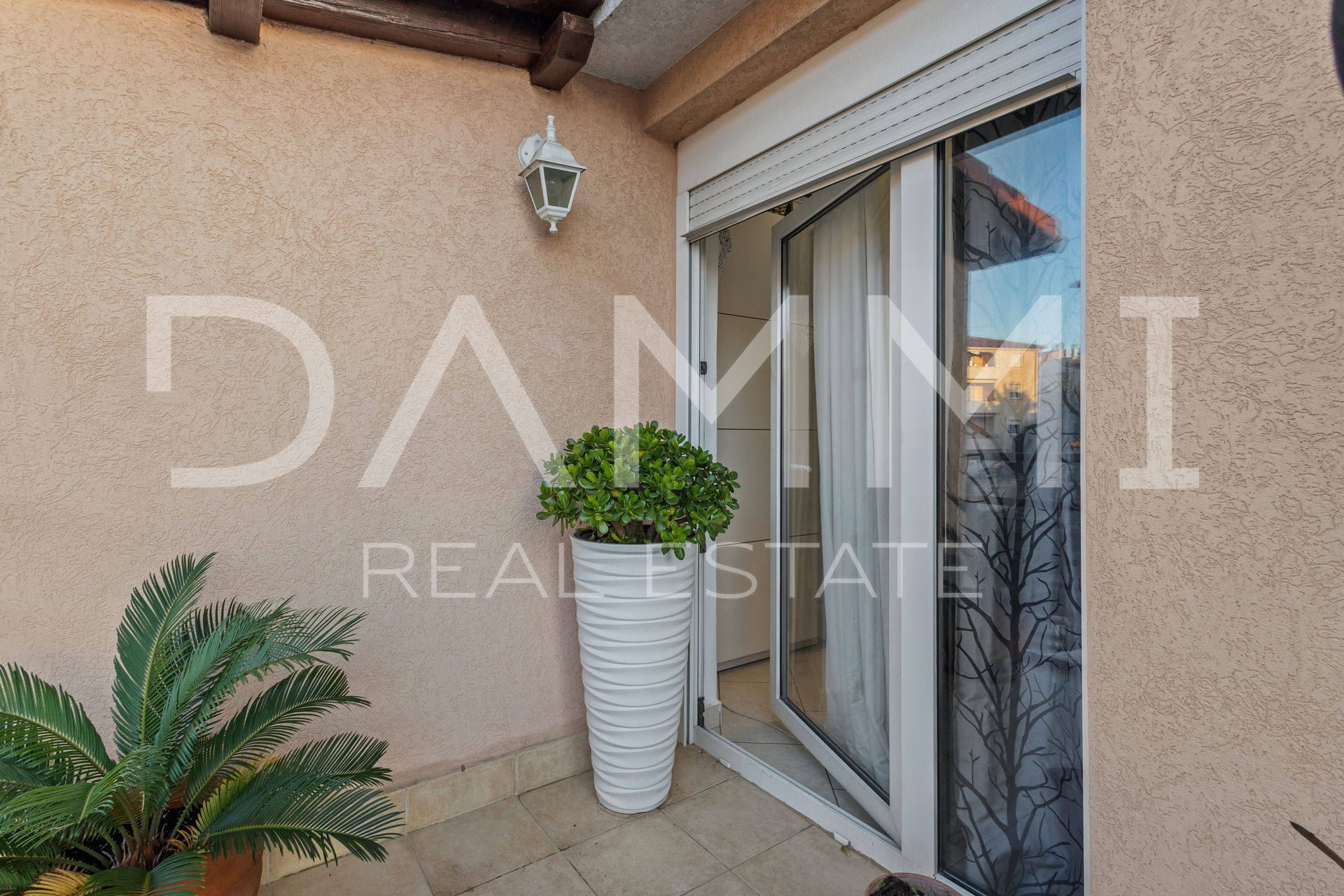 ISTRA&comma; PULA - Apartment with proper documentation in an excellent location