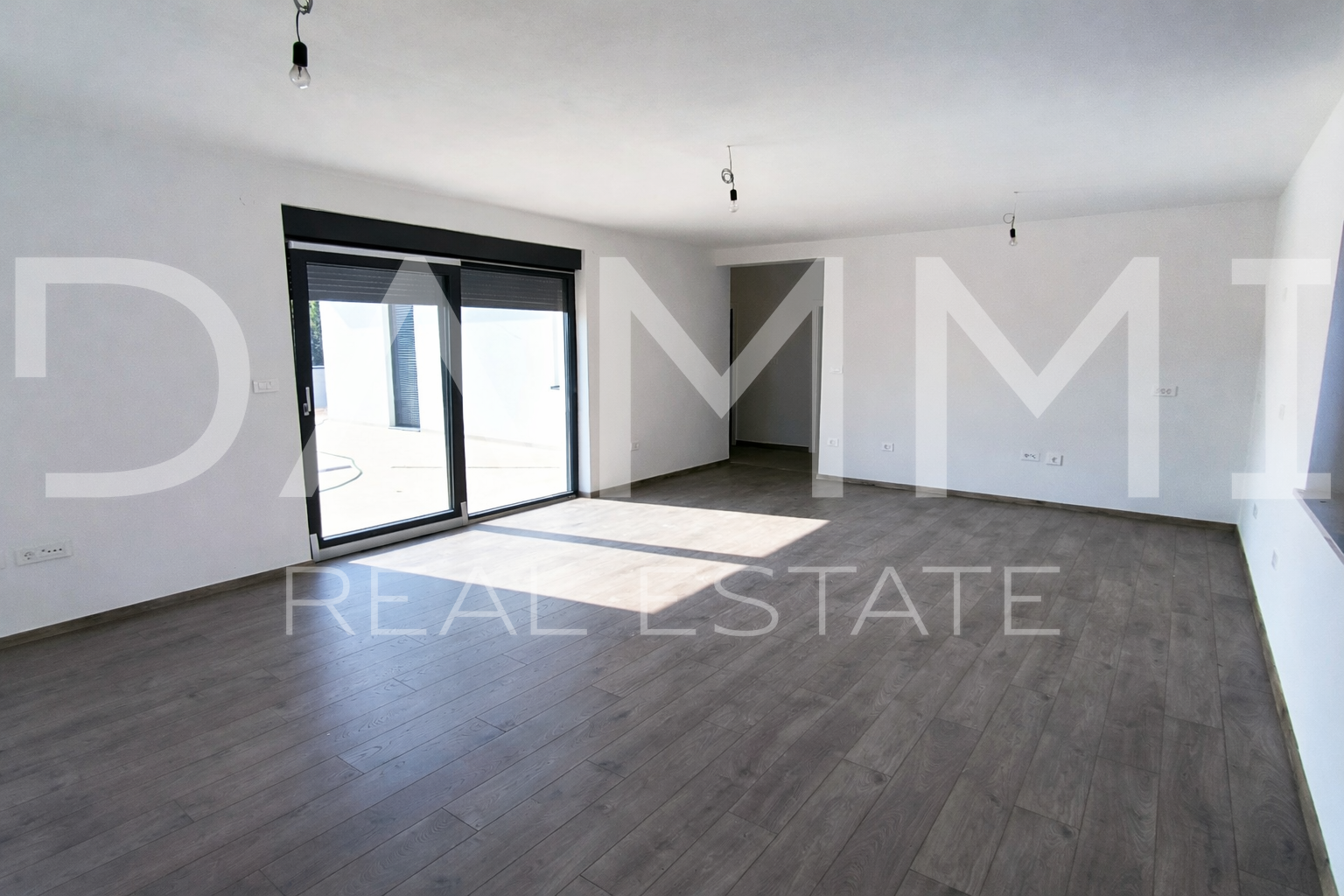 Istra - Mar&ccaron;ana&comma; ku&cacute;a s bazenom&comma; novogradnja