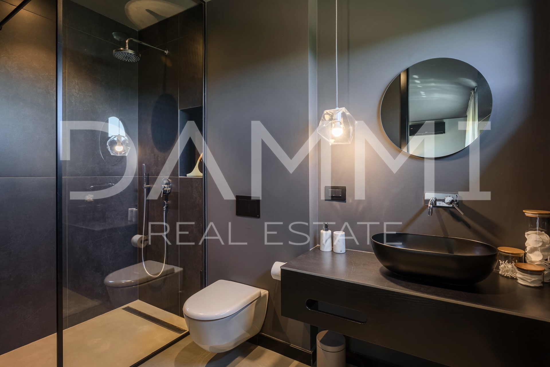 MOTOVUN&comma; OKOLICA - Ekskluzivna luksuzna vila