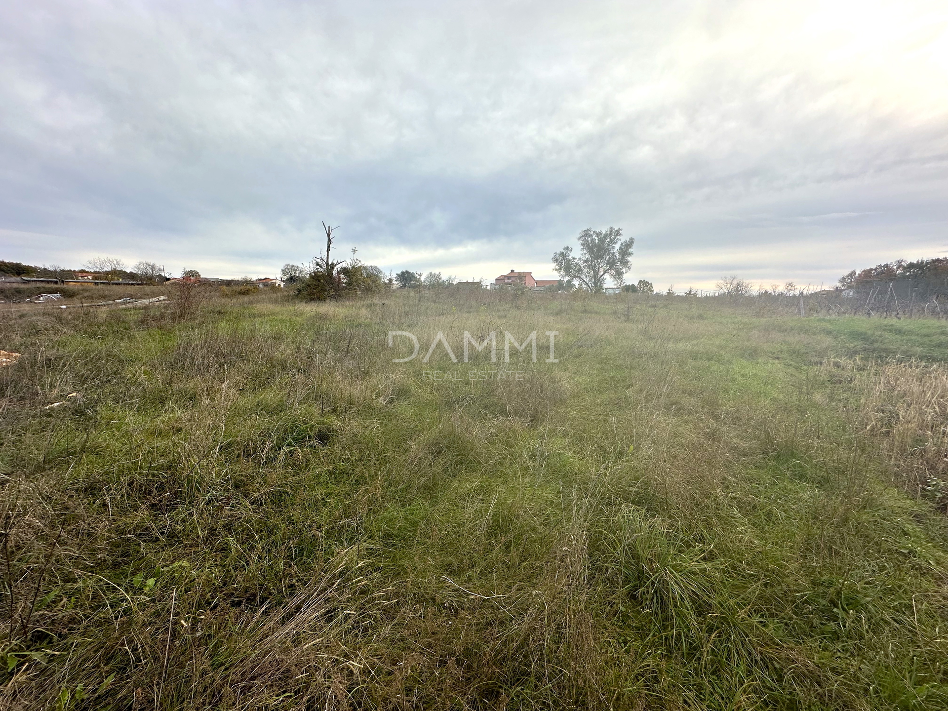 ISTRIEN, SVETVINČENAT - Schönes Baugrundstück 600 m2