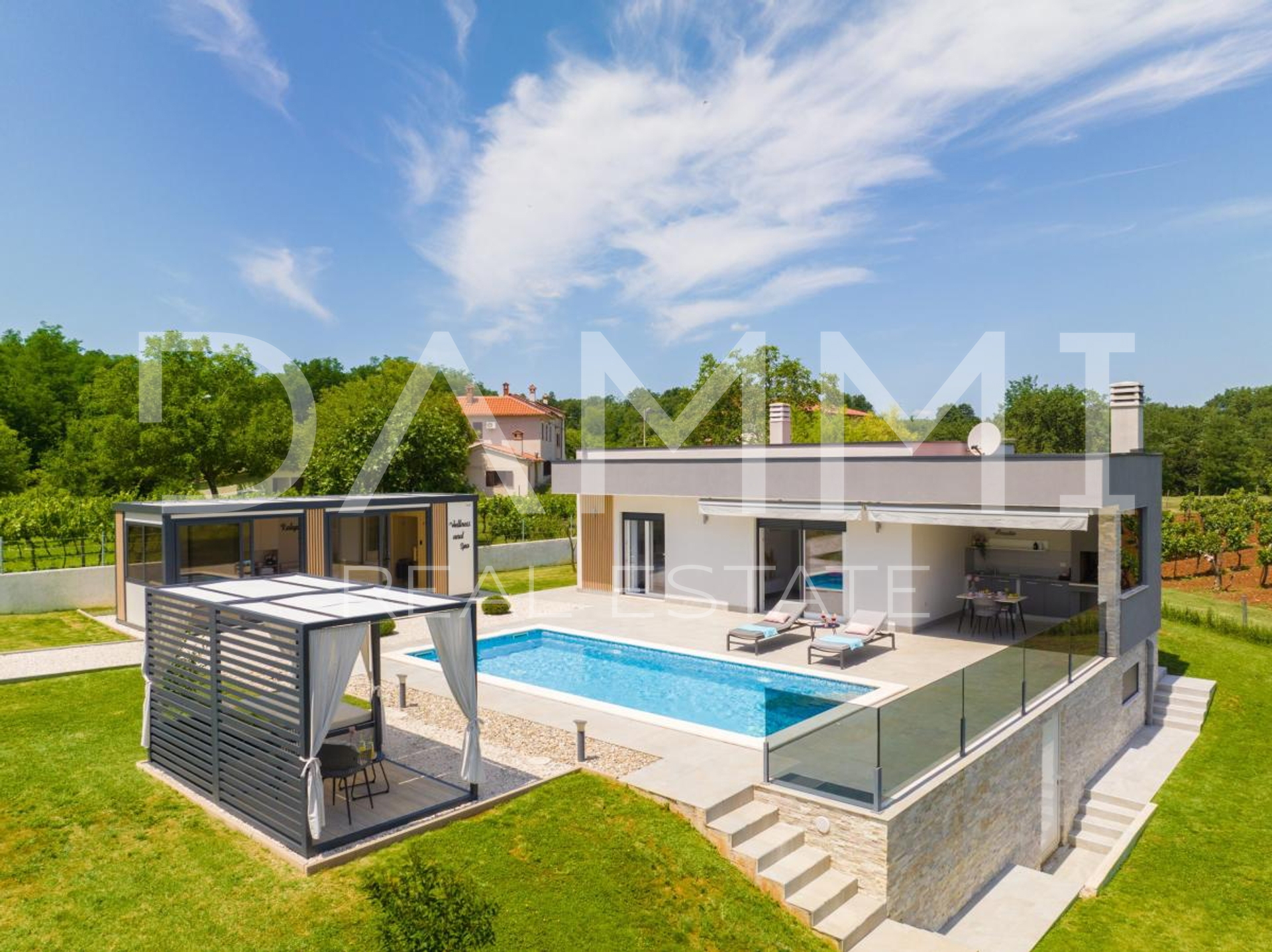 ISTRIEN, LABIN - Haus mit Pool, großem Garten und Wellness