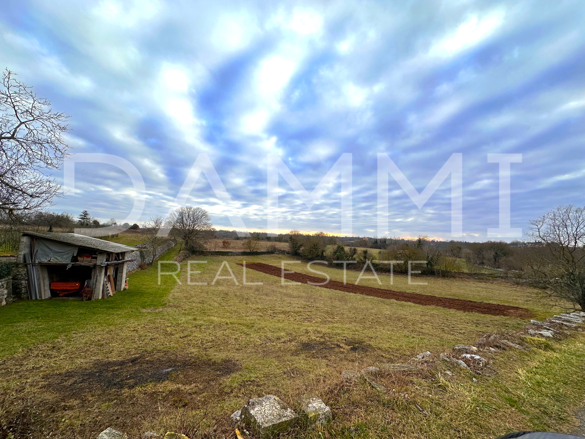 ISTRIEN, ŽMINJ - Bauland im Zentrum 867 m2