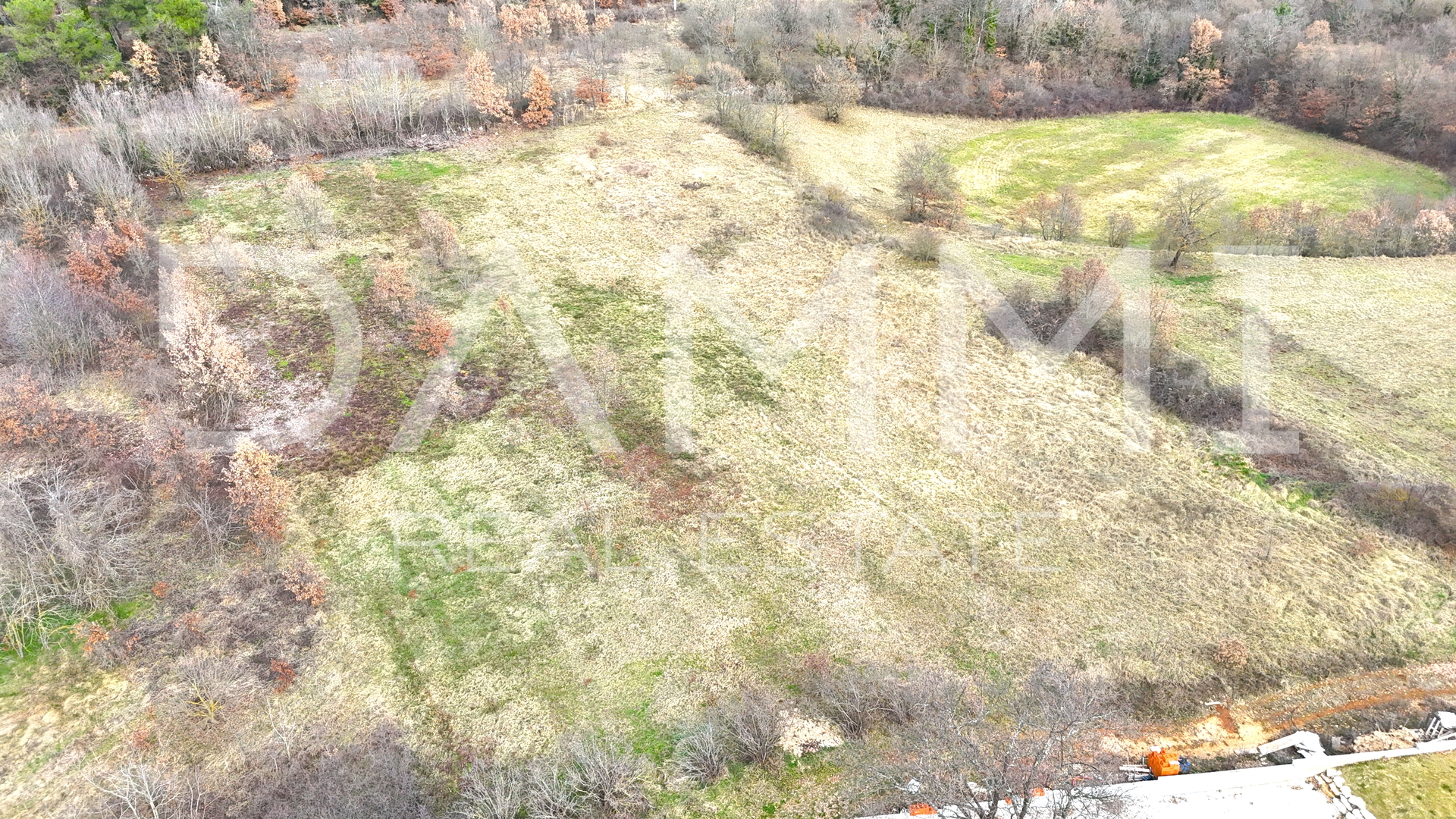 ISTRA, SVETVINCENAT - Building plot near town centre