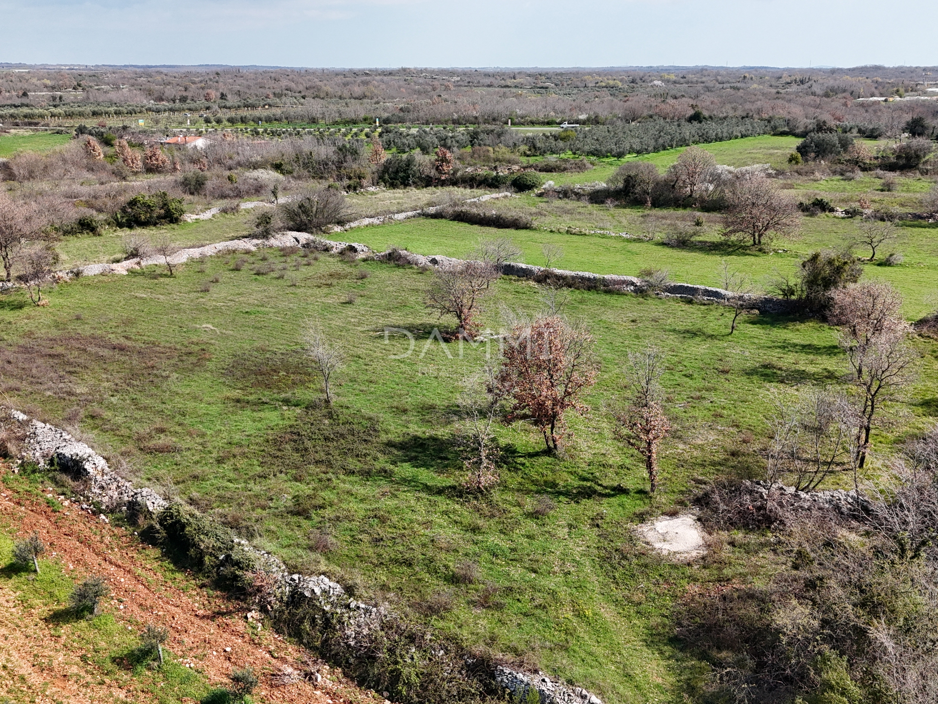 ISTRIEN, VODNJAN - Baugrundstück mit Meerblick