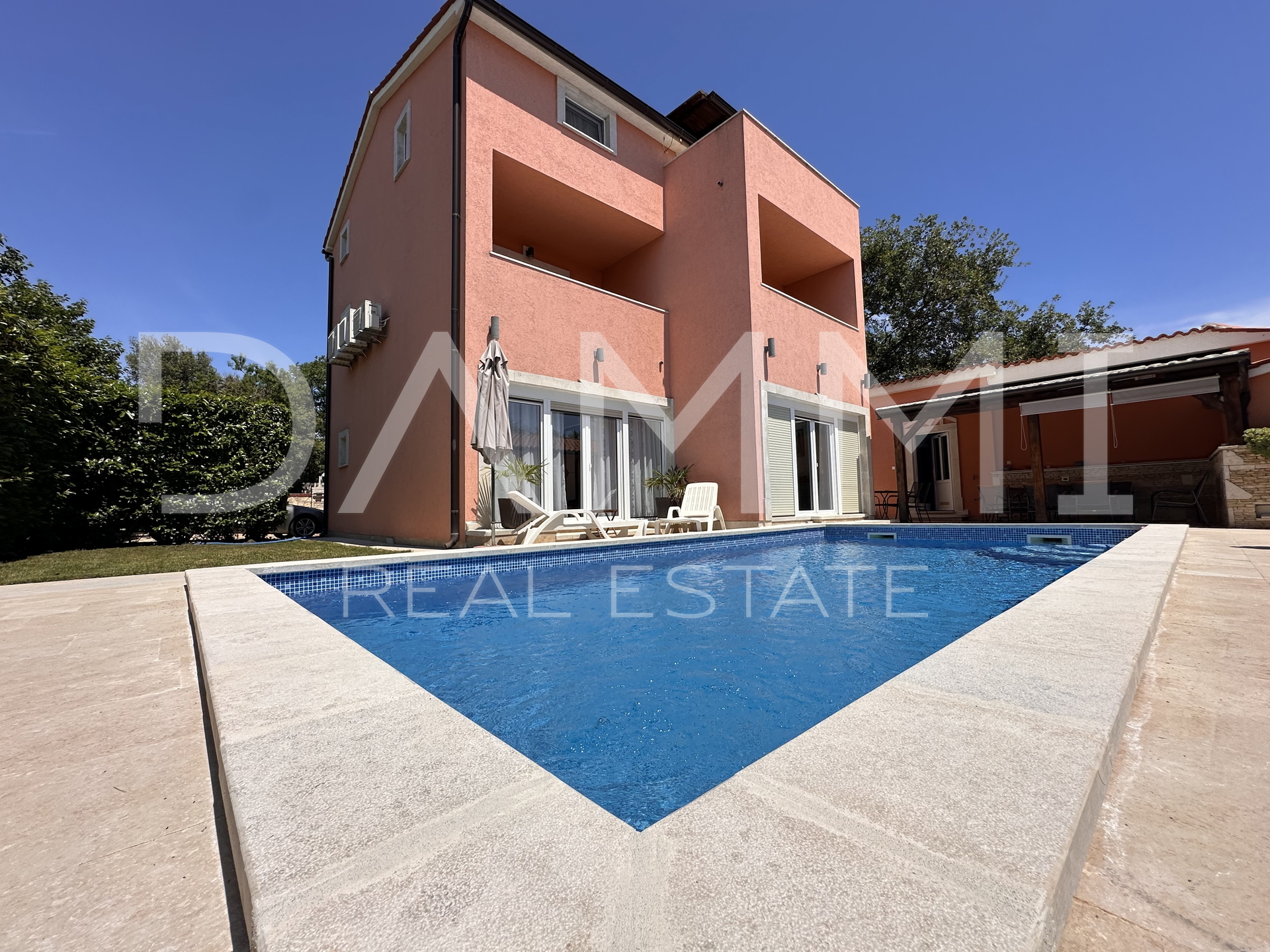 ISTRIA, MEDULINO - Casa di lusso con piscina