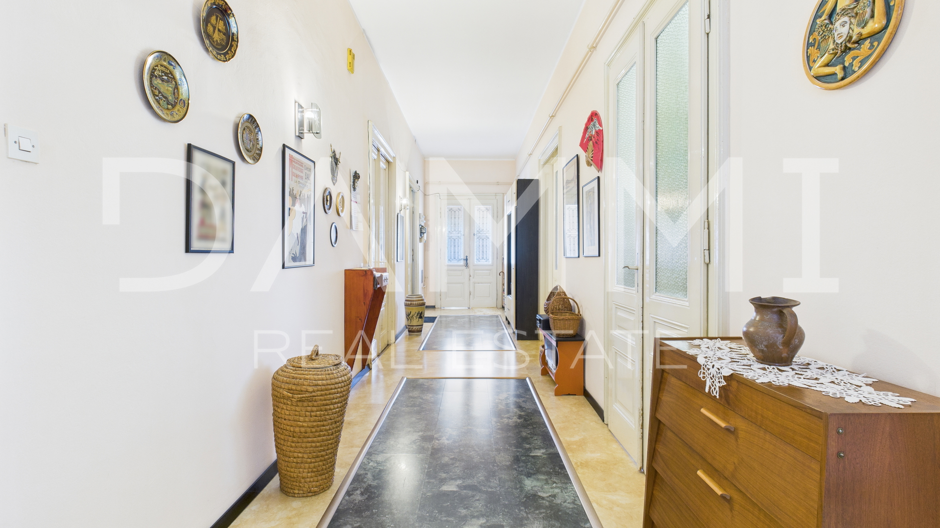 Istra - Pula&comma; centar - savr&scaron;en stan u austrougarskoj vili